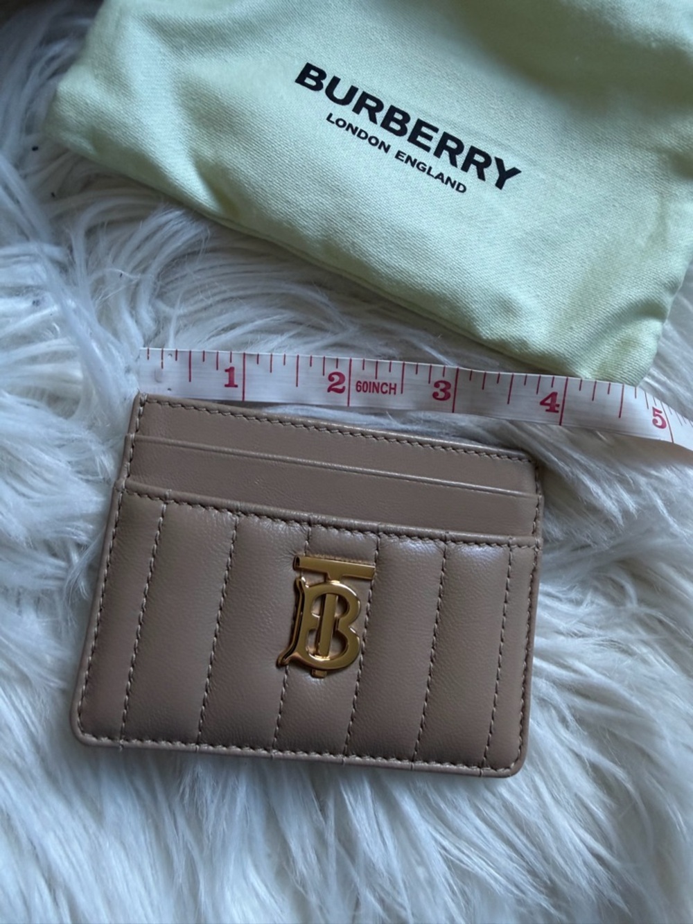 EUC Burberry leather card holder - Picture 8 of 11